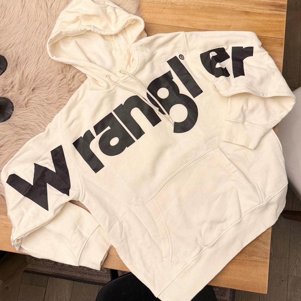 Wrangler Off-White Hoodie with Bold Black Lettering